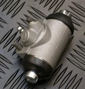 243296 | Wheel Cylinder - RH - Front & Rear Braking System