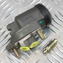 Wheel Cylinder - LH - Front Braking System | Ser SWB 80 On - Ser LWB
