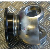 Swivel Pin Housing - Front Axle - Not V8 | Series 2A - Series 3