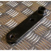Shackle Plate Ext Front 1Ton (Plain