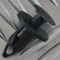 8 x 20mm Plastic Rivet - Exterior Trim | Defender, Discovery, Range Rover