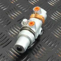 Front Brake Pressure Reduction Valve - Discovery 1, ABS and Non-ABS