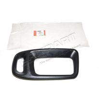 Right-hand Fog Lamp Bezel - Front Bumper | Discovery 2, 1998-2004