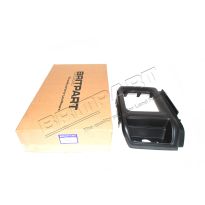 Finisher Bezel Trim - Right-Hand Front Headlamp | Discovery 1 1989-1998