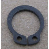 Rear End Door Stay Circlip - Rear Door Assembly | Discovery 2, 1998-2004