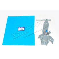 Rear RH Manual Window Regulator - Defender 2007-2016