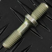 Injector Clamp Stud - Defender, Discovery 1, Range Rover Classic