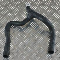 Coolant Hose - Matrix Outlet to Header Tank - V8 | Range Rover P38