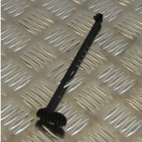 Front Headlamp Access Panel Retainer - Freelander 2, 2006-2014