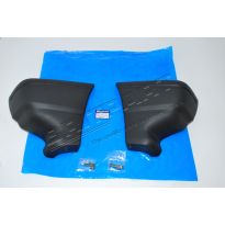 Front Bumper End Caps - Black | Discovery 1, 1989-1998