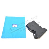 Lower Steering Column Shroud - Steering Column | Defender 2007-2016