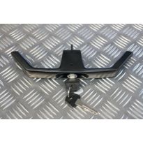 Handle and Lock Assembly - Upper Tailgate | Range Rover Classic 1992-1994