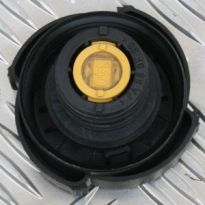Expansion Tank Pressure Cap - 2.5D & 4.4 V8 | Discovery 2, Range Rover L322