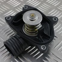 Thermostat and Housing - Td4 | Freelander 1 1996-2006