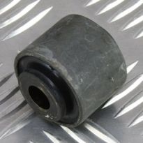 Lower Rear Hub Bush - Rear Suspension | Freelander 1, 1996-2006