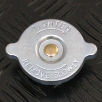 Expansion Tank Pressure Cap - 4 Cylinder Petrol & Diesel | Defender, Series