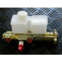 Metric Thread Brake Master Cylinder - Braking System | Range Rover Classic