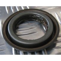 Intermediate Reduction Drive Oil Seal - Transfer Box | Freelander 1, 1996-2006