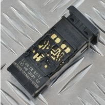 Rear Windscreen Wiper Push Switch - Defender 1987-2006